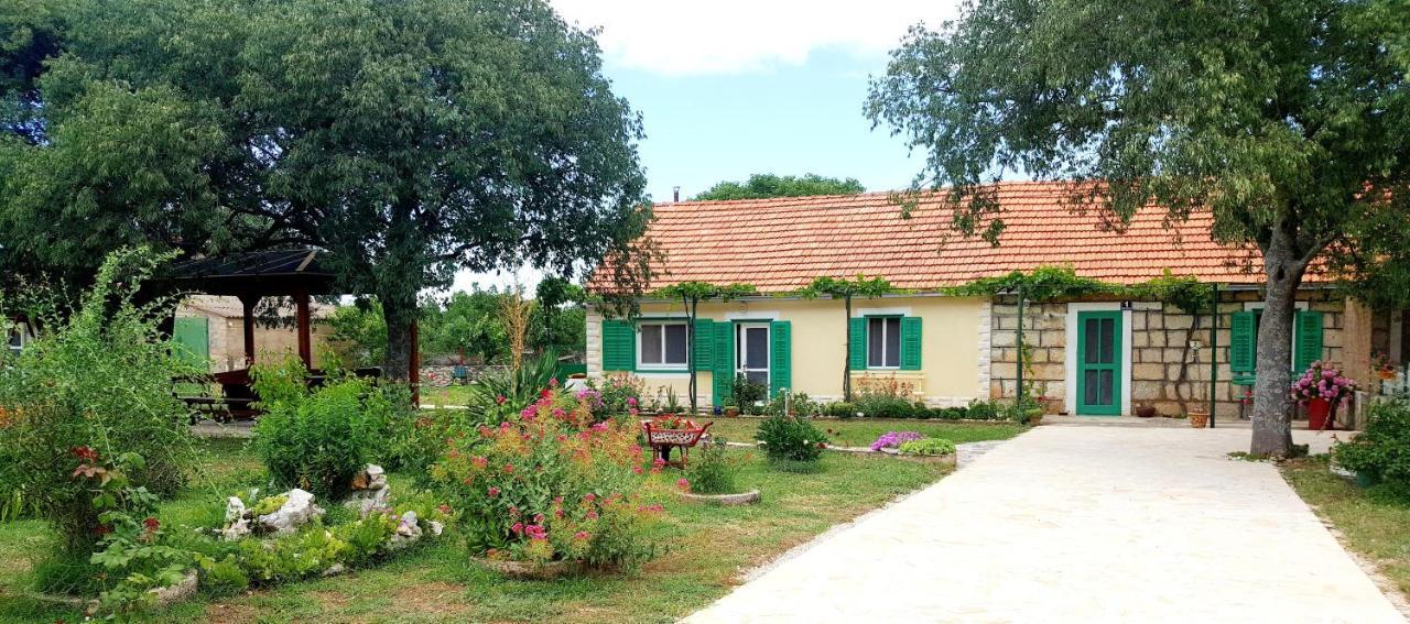 Village House Fafarinka - Close To Krka National Park Konjevrate エクステリア 写真